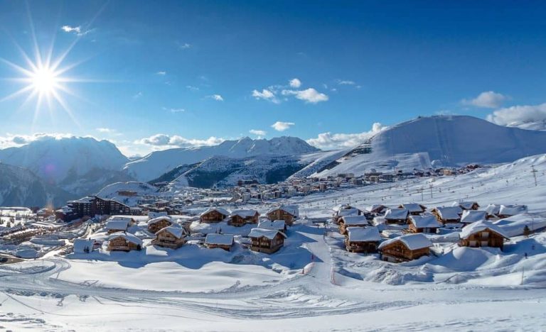 village Alpe d'Huez